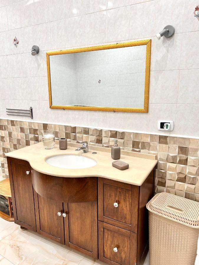 Casa Vacanze The Fortress Apartment Napoli Ngoại thất bức ảnh