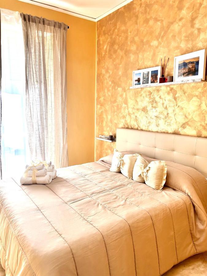 Casa Vacanze The Fortress Apartment Napoli Ngoại thất bức ảnh
